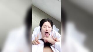 Em gái bú cu public bị bắn tinh đầy mặt