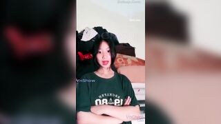 Siêu phẩm, E học sinh vừa xem doraemon vừa thủ dâm lồn non ngon vl