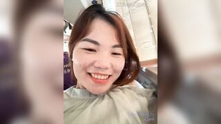 E Emily 9x lén thủ dâm trên xe giường nằm gạ ngla bubcu