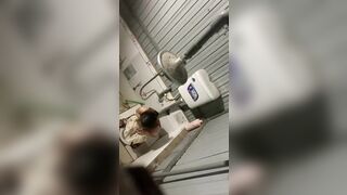 Quay lén gái đi đái tập 6