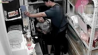 Vợ check cam thấy chồng gạ nhân viên và cái kết, bé nv xinh thật sự