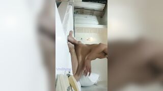 Lần đầu nhận đi 2 khách 1 lúc em gái bị 2 anh tẩn cho lên bờ xuống ruộng rên đã đời