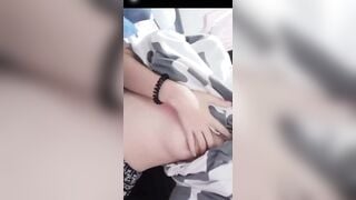 Học sinh loli cho bạn thân xem vú để thủ dâm mỗi đêm