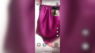 Đi làm xa call cho cô hàng xóm nhớ những đêm lén lút vs nhau 😋