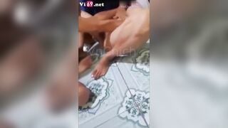 Độc lạ miền tây, nhậu xong đè ra địt luôn tại chỗ, thằng liếm lồn thằng bóp vú quá đẽ