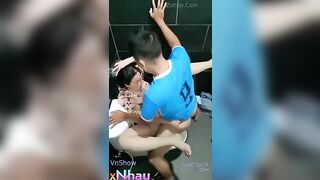 Quay lén địt nhau