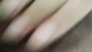 Em gái có ngy nhưng vẫn quay clip cho trai xem