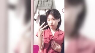 Em học sinh 2k9 vú to ngẩn ngơ vì cặp vú của em nó