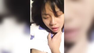 Địt em học sinh trung quốc loli lồn múp bắn tinh đầy mặt với mồm dâm