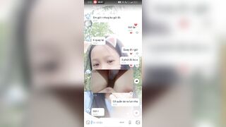 Gạ e *** quay video lồn không lông