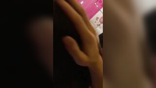Độc lạ, E học sinh ngủ che lồn bị thg bạn vào djt nhét cu vào mồm