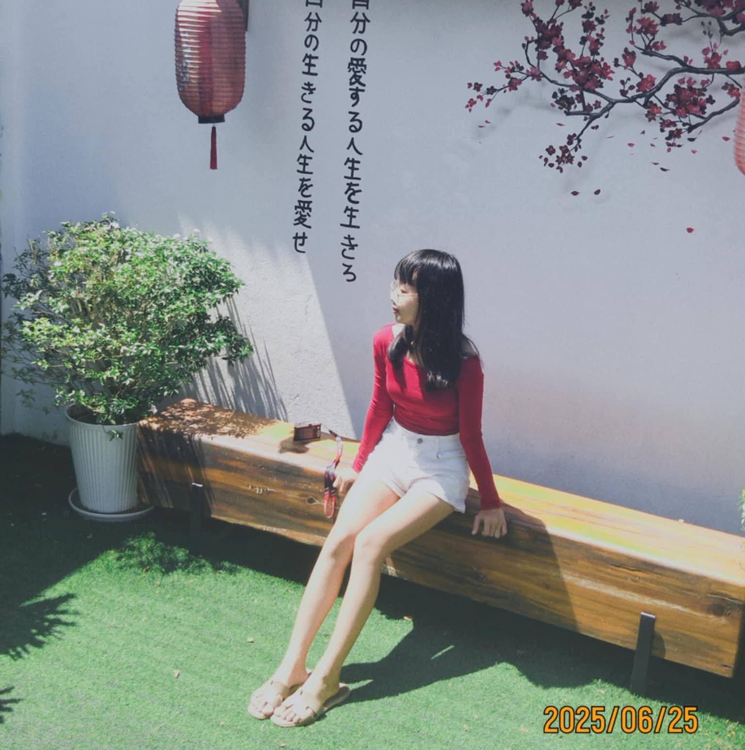 Dụ gái mới lớn vào nhà nghỉ
