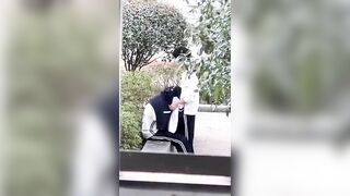 em học dinh bú cu cho bạn trai ngay ngoài đường