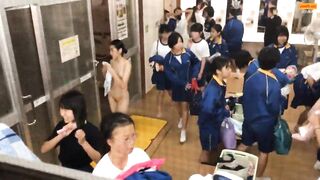 Hack camera trường học