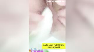 Thủ dâm lỗ đít bằng 2 quả dưa leo 2