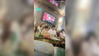 Clip sex Tàu khựa qua Việt Nam chơi gái còn livestream trên SWAG live - Phần 10 (Hát