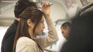 Ông chồng thích nhìn vợ bị địt trên xe buýt phần 1