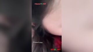 Bóp vú e teen mặt búng ra sữa djt nhau trong wc bị phát hiện