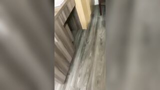 Lỡ  đi nhà nghỉ với học sinh bị nó quay up lên gr trướng làm cô bị đuổi ra khỏi ngành