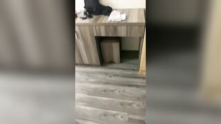 Lỡ  đi nhà nghỉ với học sinh bị nó quay up lên gr trướng làm cô bị đuổi ra khỏi ngành