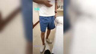 Clip sex Tàu khựa qua Việt Nam chơi gái còn livestream trên SWAG live - Phần 11 (Tay