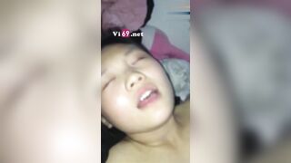 Lén bóp vú đjt e học sinh mê ngủ mặt non búng ra sữa bị phát hiện