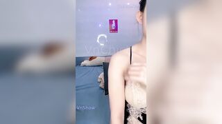 Em idol MMlive chichsexy chịch nhiều quá nên hình như hàng họ hơi xuống cấp thì phải