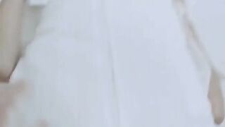 Sướng quá em ơi,e ra rùi