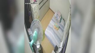 Hack Cam Ghi Lại Cảnh 2 Vợ Chồng Chịch Nhau Phần 5