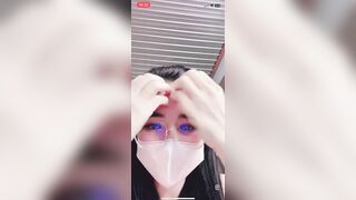 e gái mưa thủ dâm