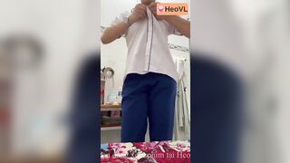 E hoài Anh 2ka6 học sinh trường y Móc lồn trong phòng y tế