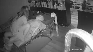 Hack camera Cắt tóc gội đầu kèm mút chim địt bà chủ