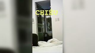 Đang đi chs mà con bạn hỏi xem vú nó không xong gạ djt sướng vl