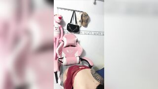 Gái dâm show hàng khoe vú mông to trên ap kiếm tiền