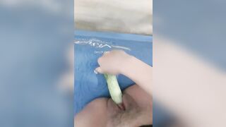 Hot Girl Việt Nam Chat Sex Cho Nguyên Trái Dưa Chuột Vào Lồn Đang Nứng
