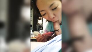 Lấy đũa gắp con cặc tây bú mút kích thích ngon ngọt dâm đãng