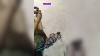 2 anh phụ hồ và chị chủ nhà