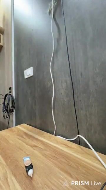 Sun 83 Helo các anh iuu���