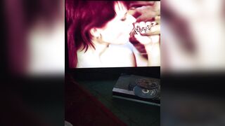 Trở về tuổi thơ và dùng chiếc đầu đĩa DVD sony và chiếc đĩa VCD phim sex Mỹ cực bạo