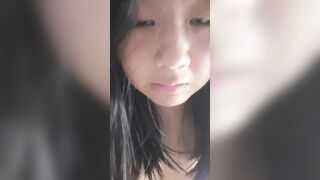 Em thủ dâm đúng đỉnh vú mới nhú