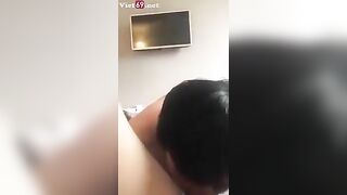 Vừa Bóp Vú Con bạn Vừa quay Video Làm nó chửi quá trời nên djt luôn e nó