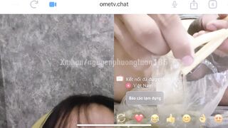 Ometv thông lổ đái cho gái lạ xem sướng chảy nước đầy bao