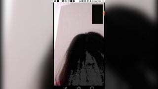 bé học sinh *** gọi điện vạch vú cho ny xem