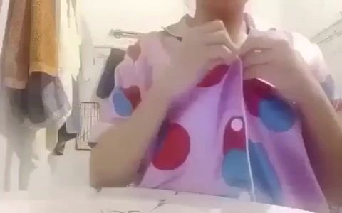 Bé *** chơi thua kèo