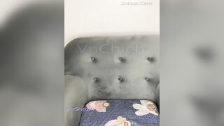 linda-mora dâm đãng mặc váy ngủ sexy mỏng tanh livestream xoa lồn cực ngon