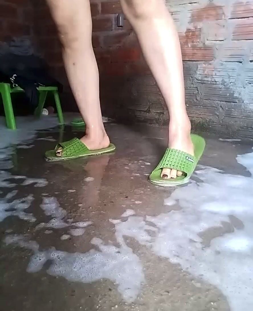 Siêu phẩm quay lén chị gái hàng xóm tắm 1