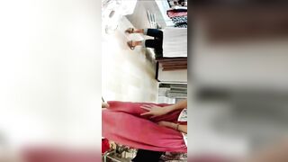 Quay lén trong tìm đồ