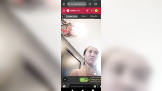 Vợ chồng đợi con ngủ bú sữa vợ