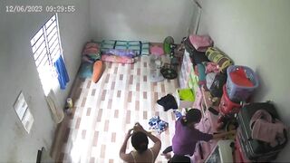 Hack cam gái xinh