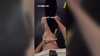Giữa đường